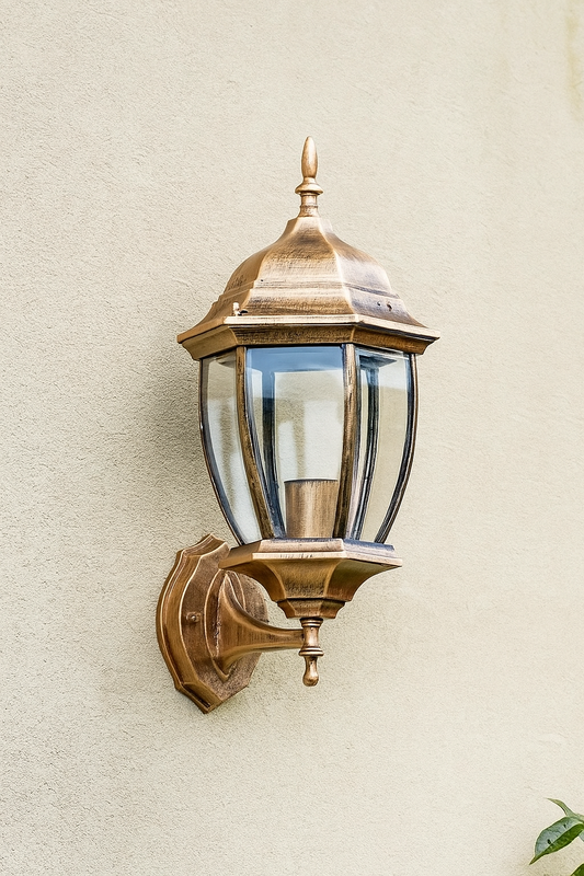 Windsor Outdoor Wall Sconce