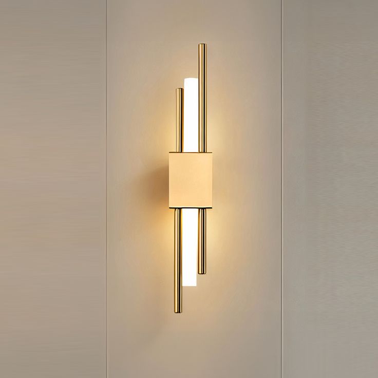 Modern Vertical Wall Lamp