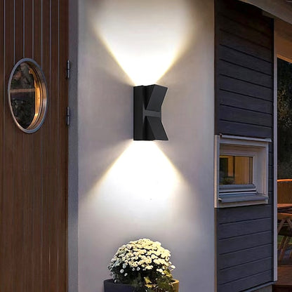 Modern Outdoor Wall Light – K-Shape