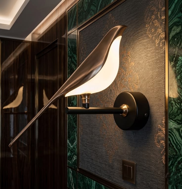 Modern Bird Design Wall Lamp