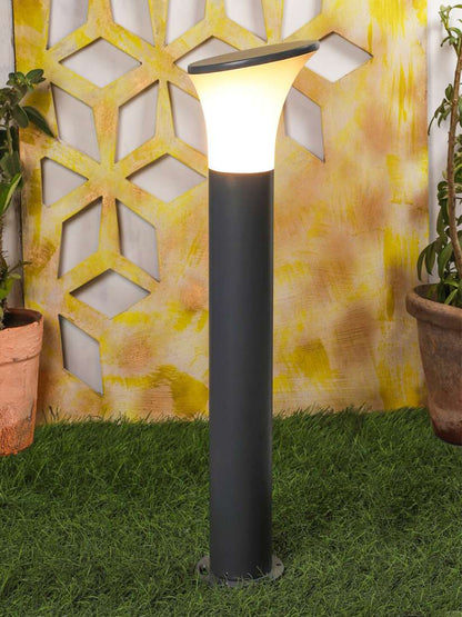 LunaGlow Bollard Path Light