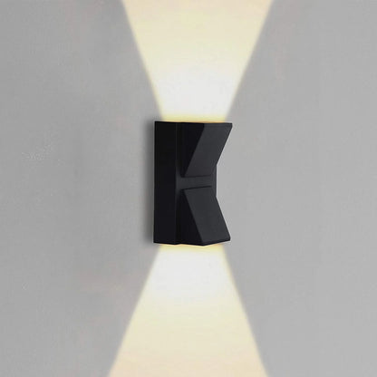 Modern Outdoor Wall Light – K-Shape